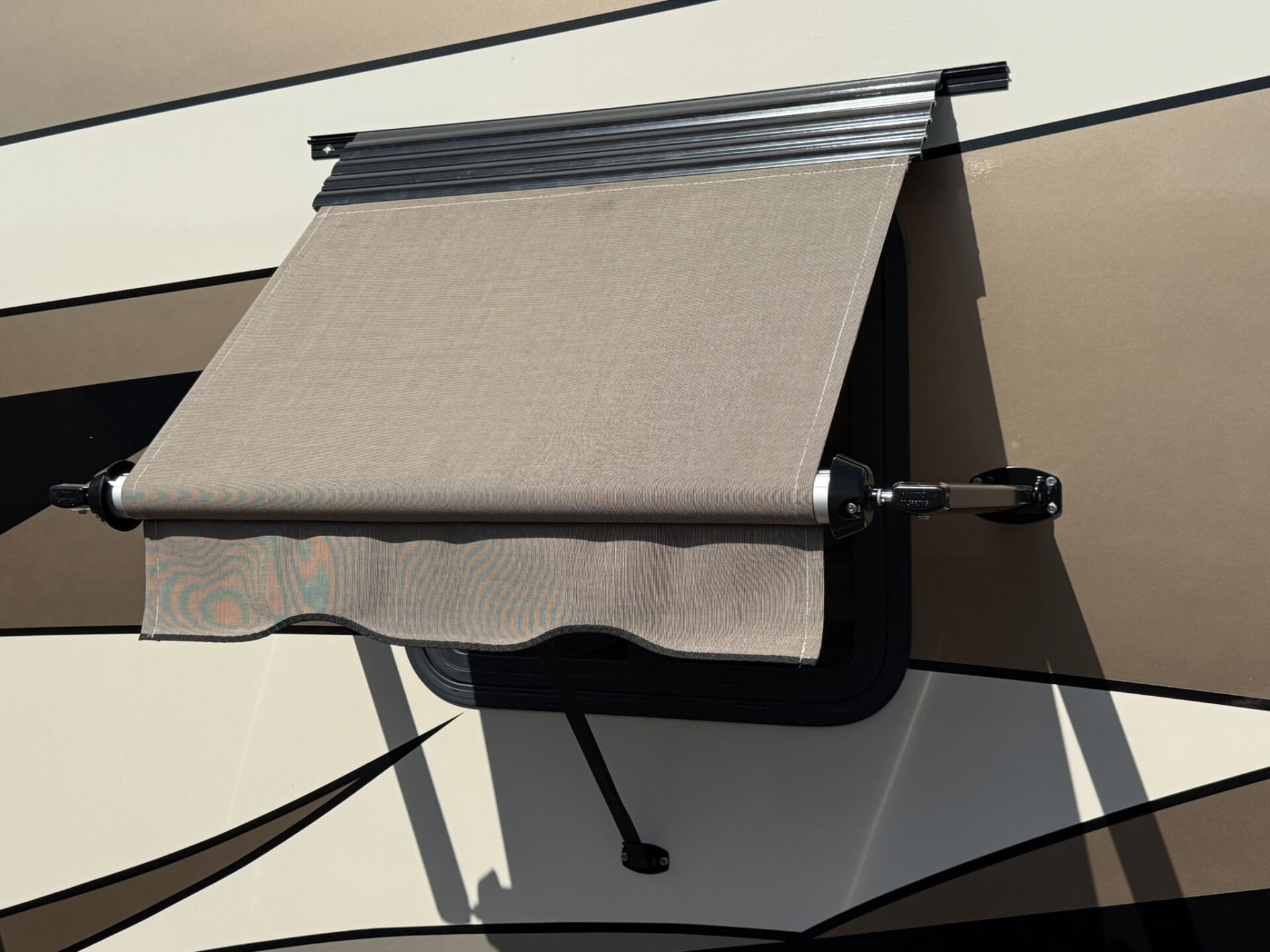 ShadePro – Acrylic/Fullview Window Awning Complete